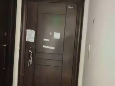 荆州市沙市区长港路未来馨居小区5、6、7栋2单元2102号房地产拍卖公告